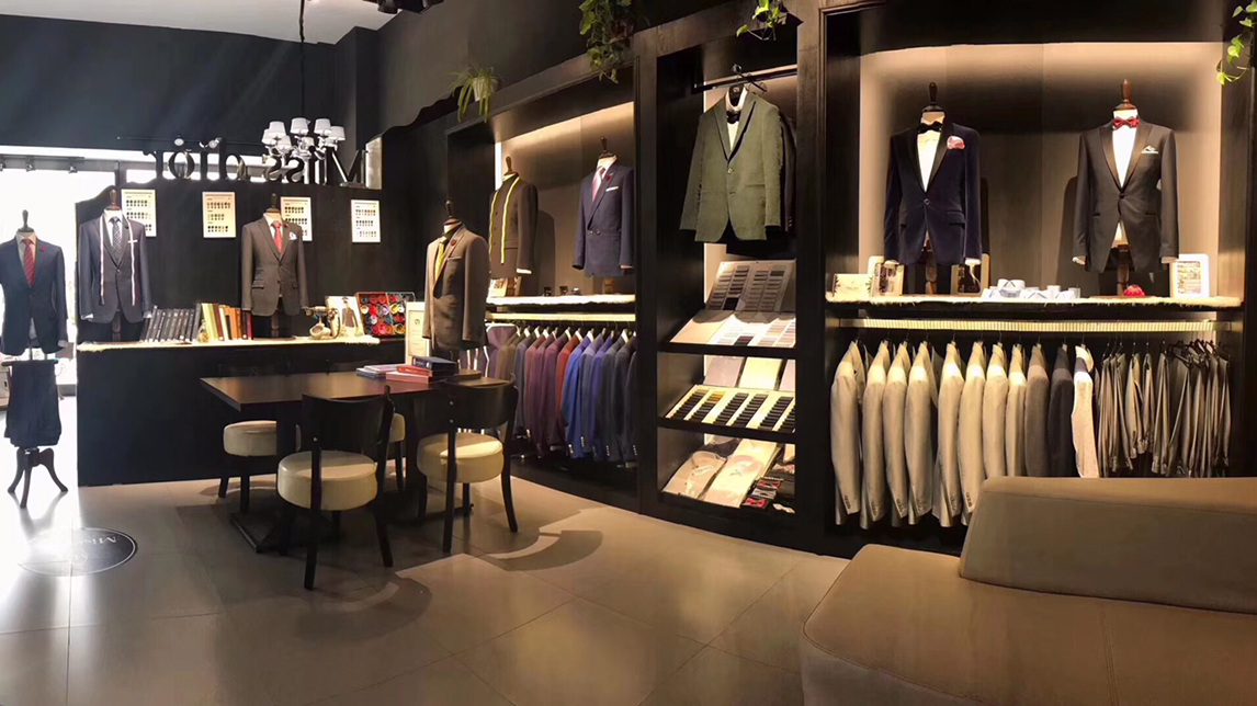 Miss Dior婚纱西服订制怎么样 官网价格 电话 婚礼纪