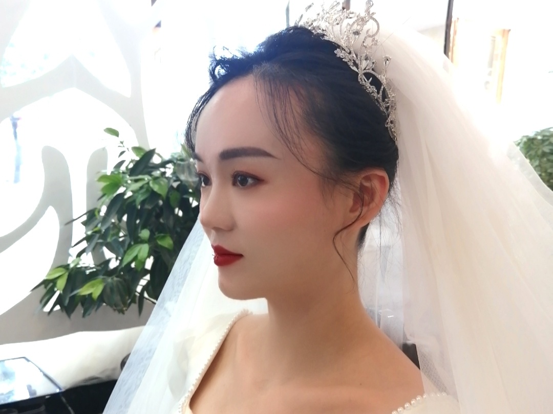 西安咸阳资深婚礼跟妆师