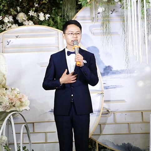 主持添硕