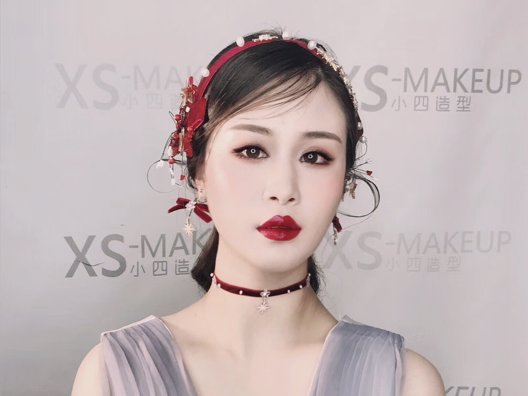 【2021惊喜特价】全天跟妆4套造型仅1588