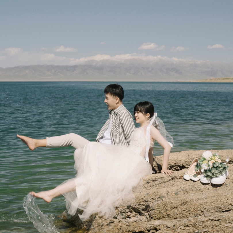 青海旅拍 青海湖+沙漠+天际公路+油菜花+草地