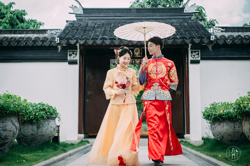 大家拍婚纱照花多少钱_拍婚纱照要多少钱一套(3)