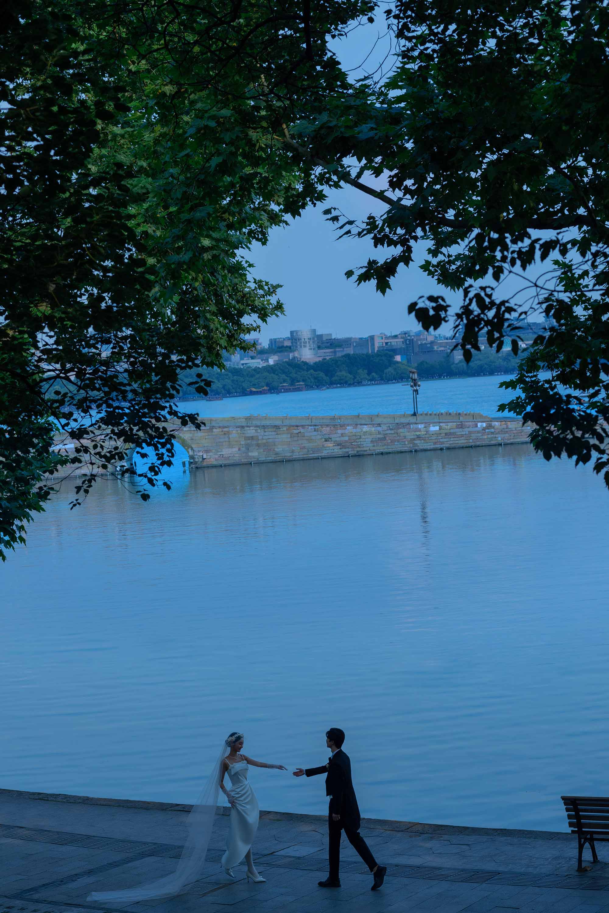 【雨丝摄影】杭州婚纱照~西湖唯美电影感