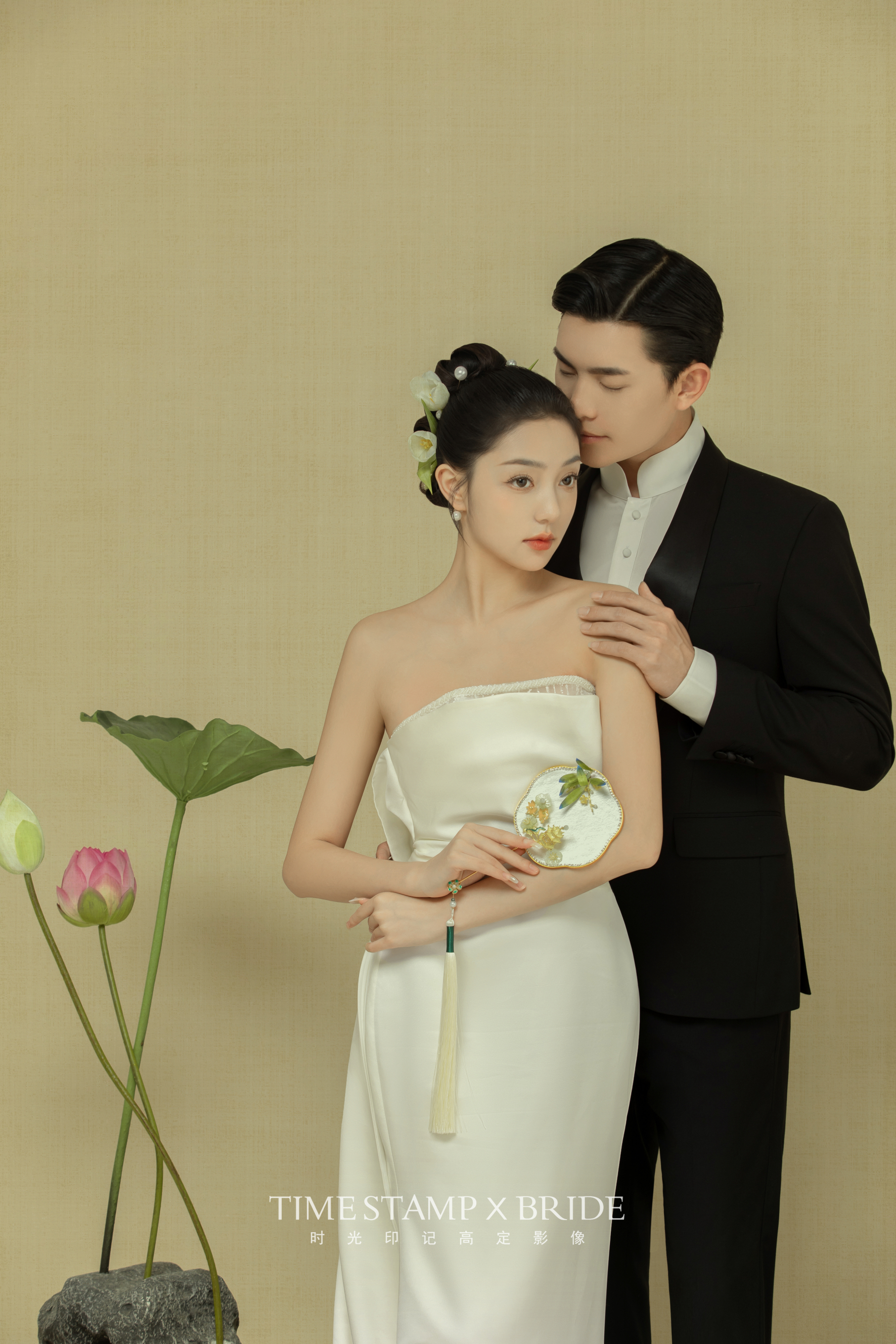 水墨荷花，中式国风婚纱照,宛如古风画卷！