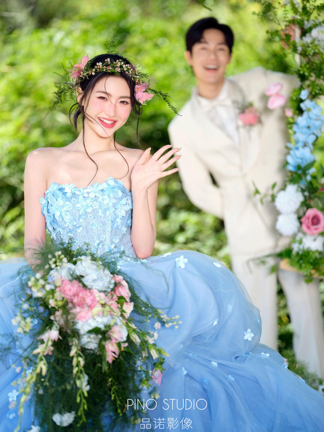 法式梦幻花神婚纱照