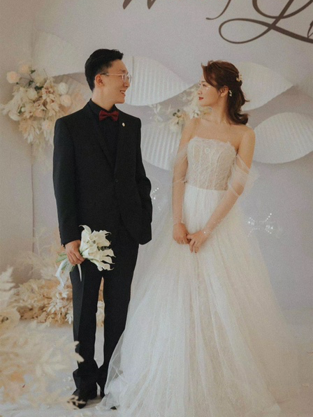 菏泽艾慕丝男士婚礼西装定制 礼服租赁