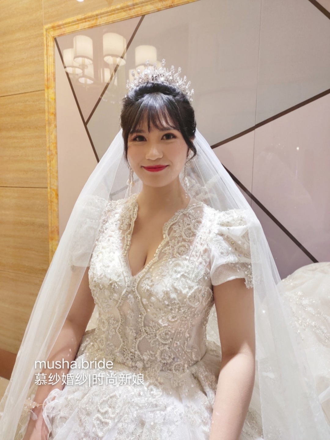 【超值租赁】三件套租赁 包含伴娘服 赠送跟妆