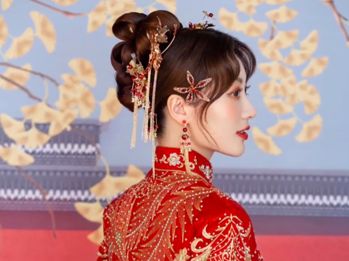 资深时尚唯美新娘化妆造型+伴娘妆