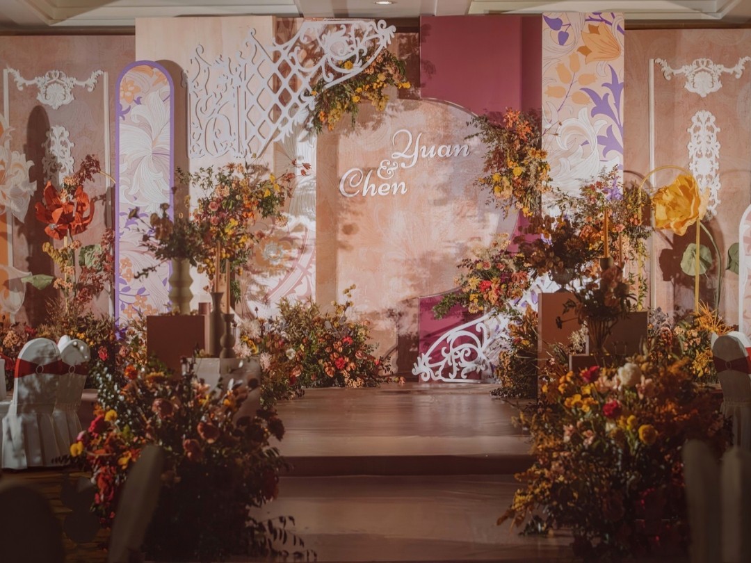 【玖月婚礼】网红同款复古红色系婚礼不包含四大金刚