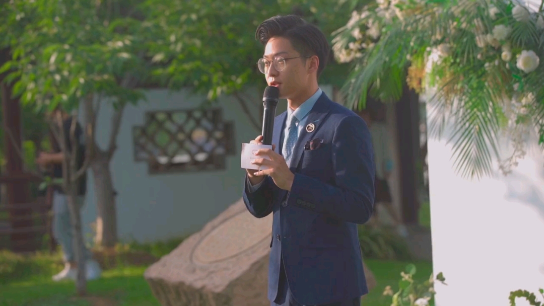 来着同一节车厢的遇见