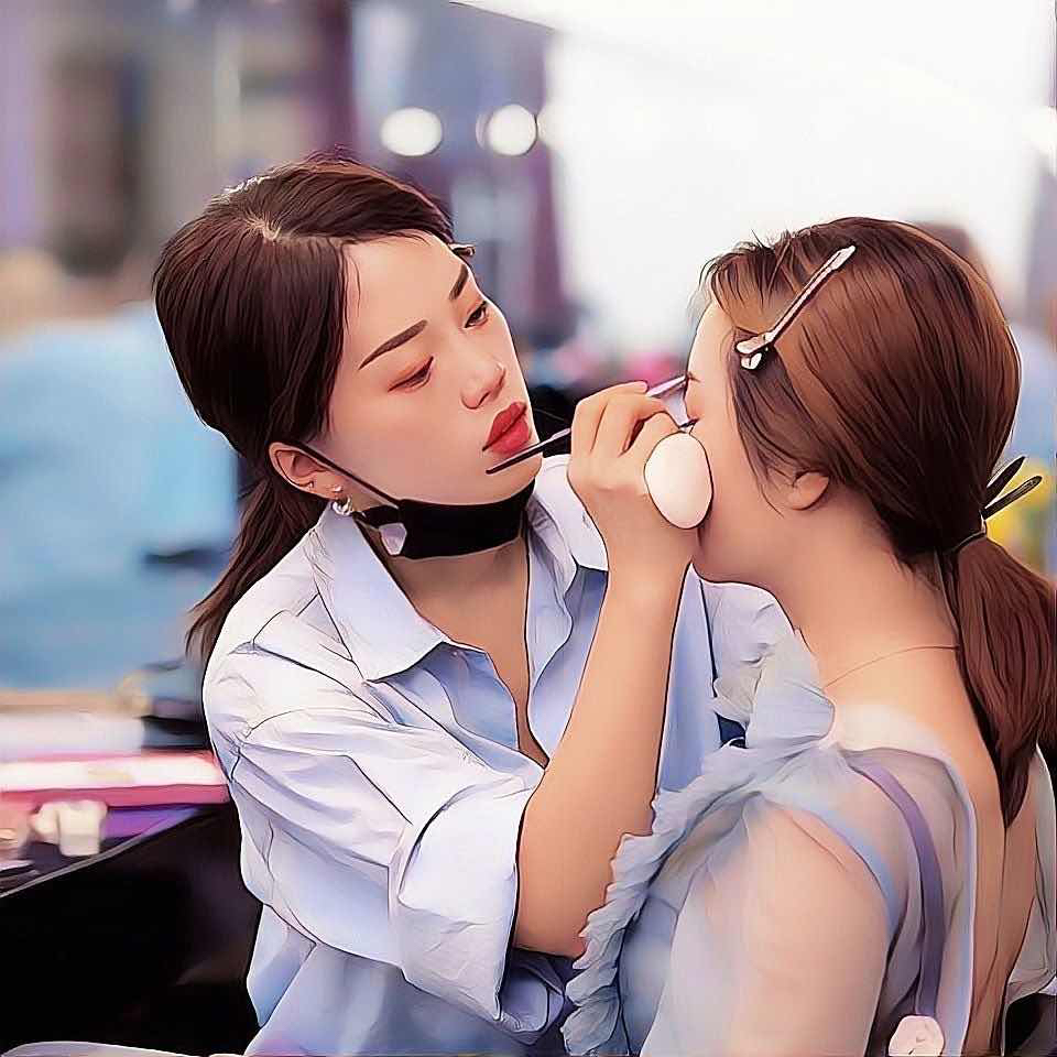 欣怡美妝輕奢館