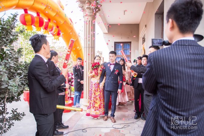 500元的龙凤褂、400元的婚礼布置！超高性价比の备婚攻略我要疯狂安利