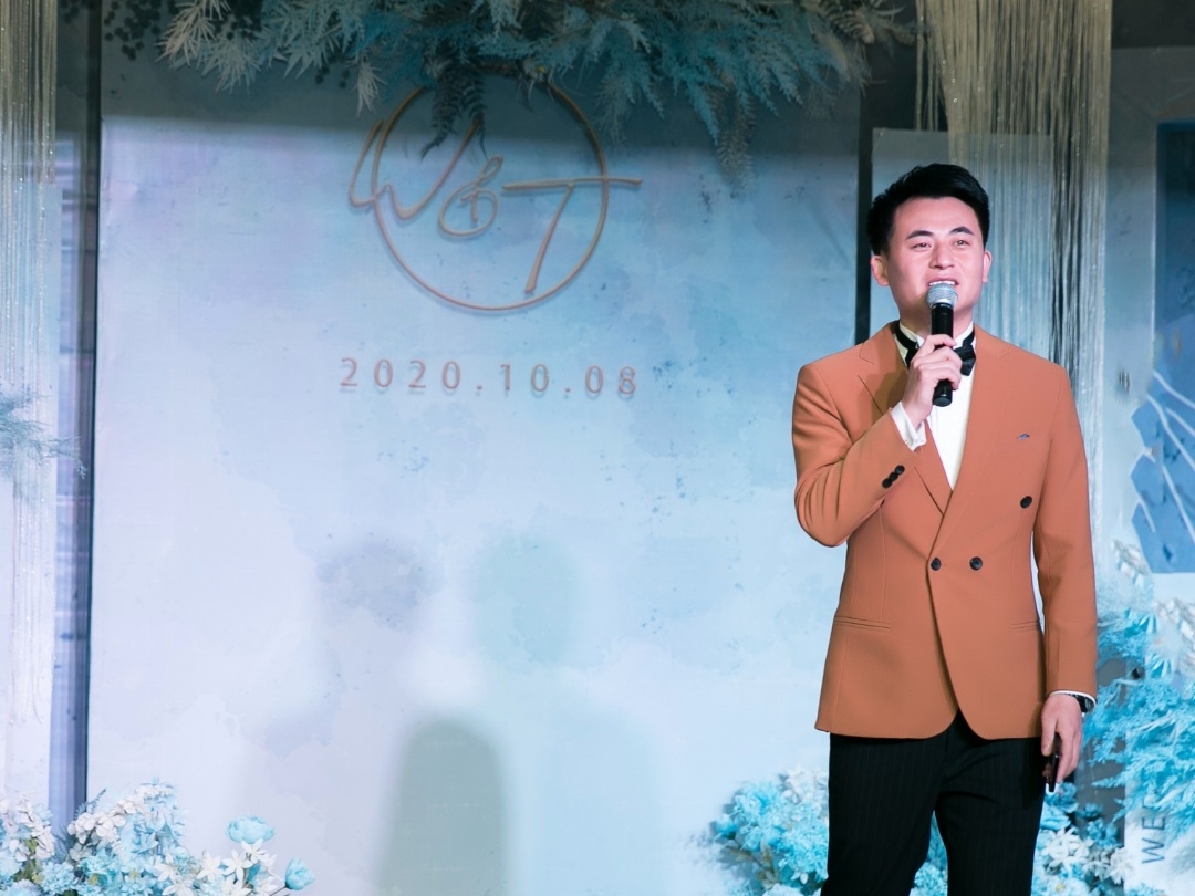 主持风格自然走心限时9折