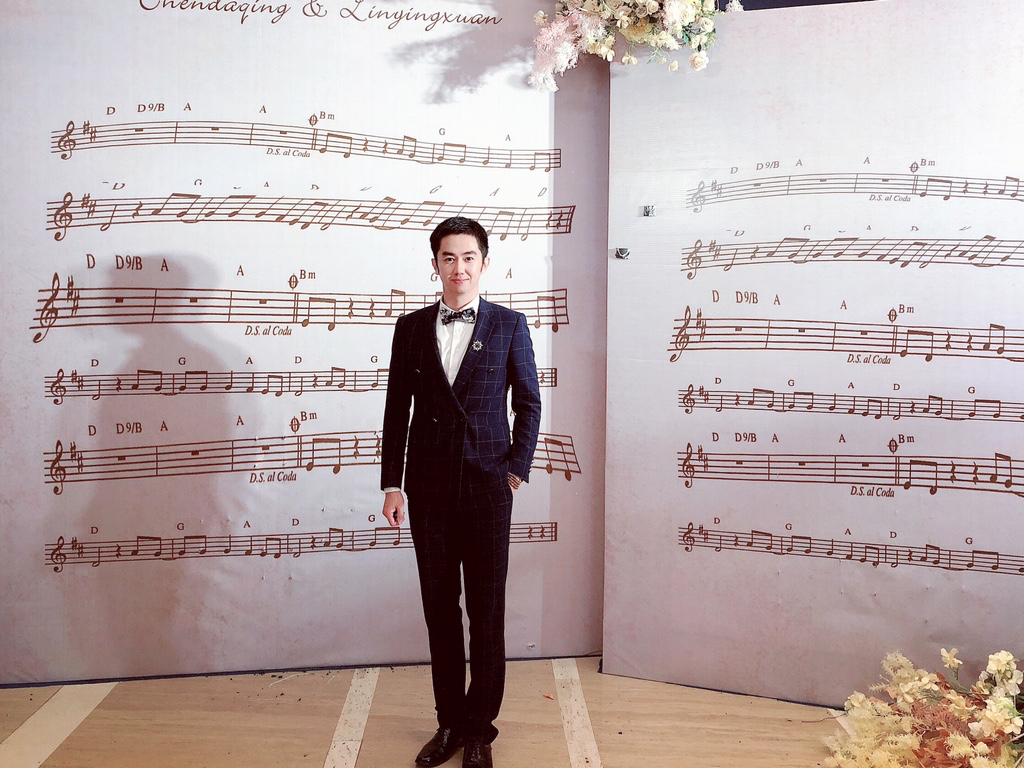 巢宇-主持人+流程策划+音乐执行