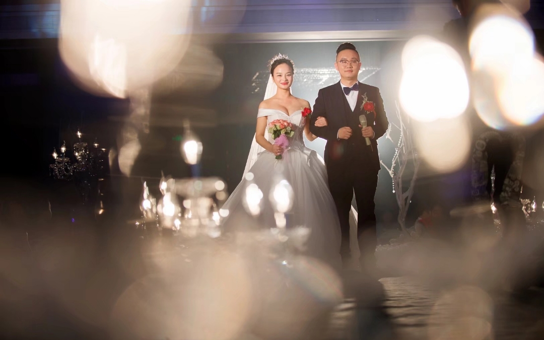 私人订制婚礼馆  高级灰主题婚礼《情·书》