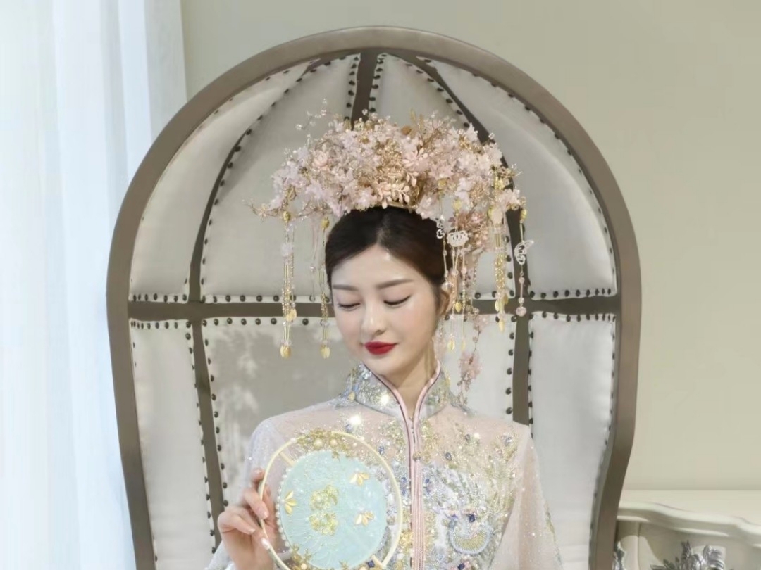 唯美清新新娘全程跟妆造型