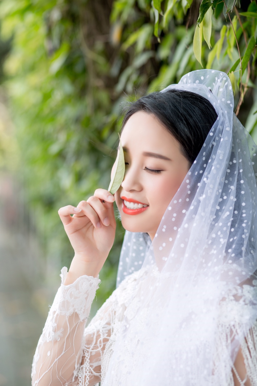 帆拉斐婚纱_帆拉斐婚纱摄影