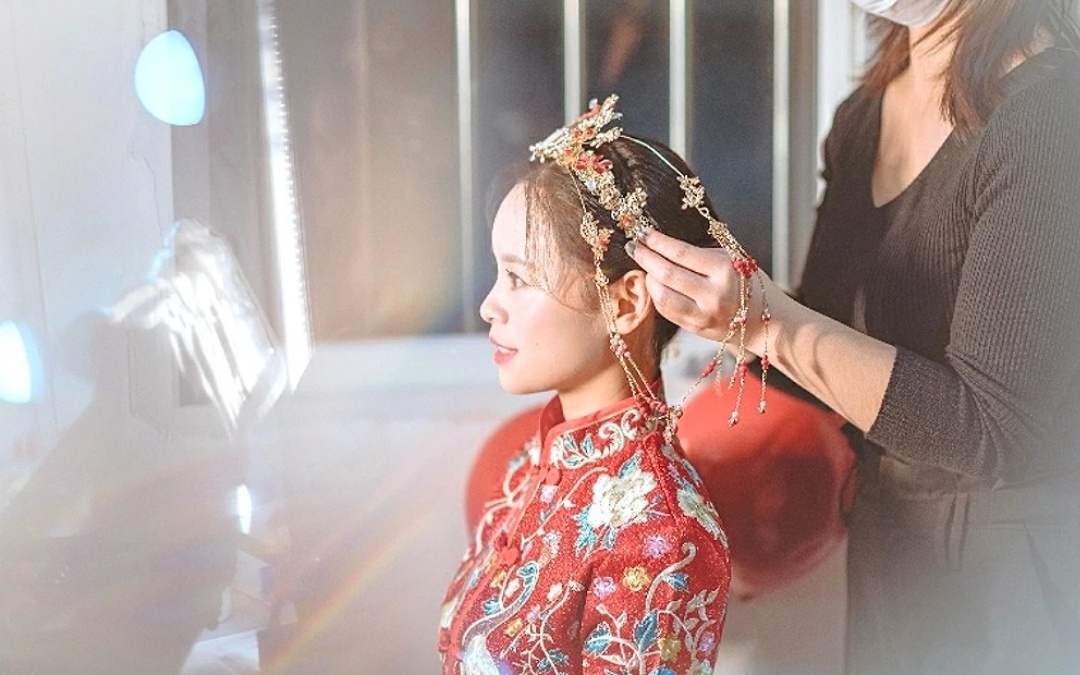 中式嫁衣 龙凤褂秀禾服 