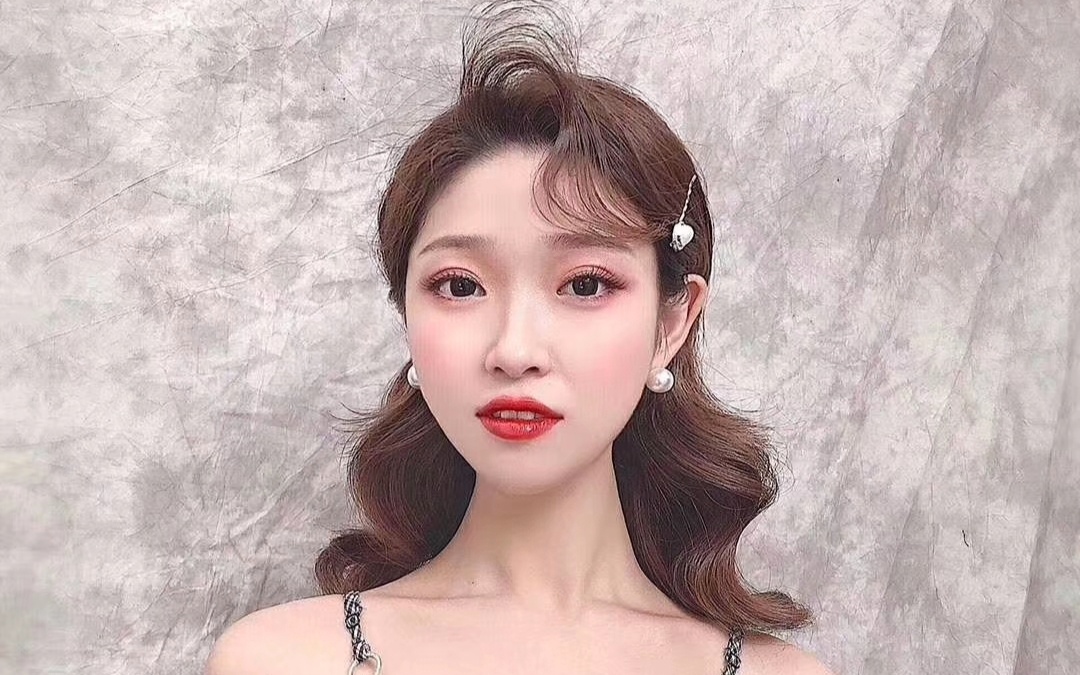 精致一对一定制妆容，可定制各式妆容