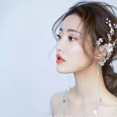 承接各种新娘妆