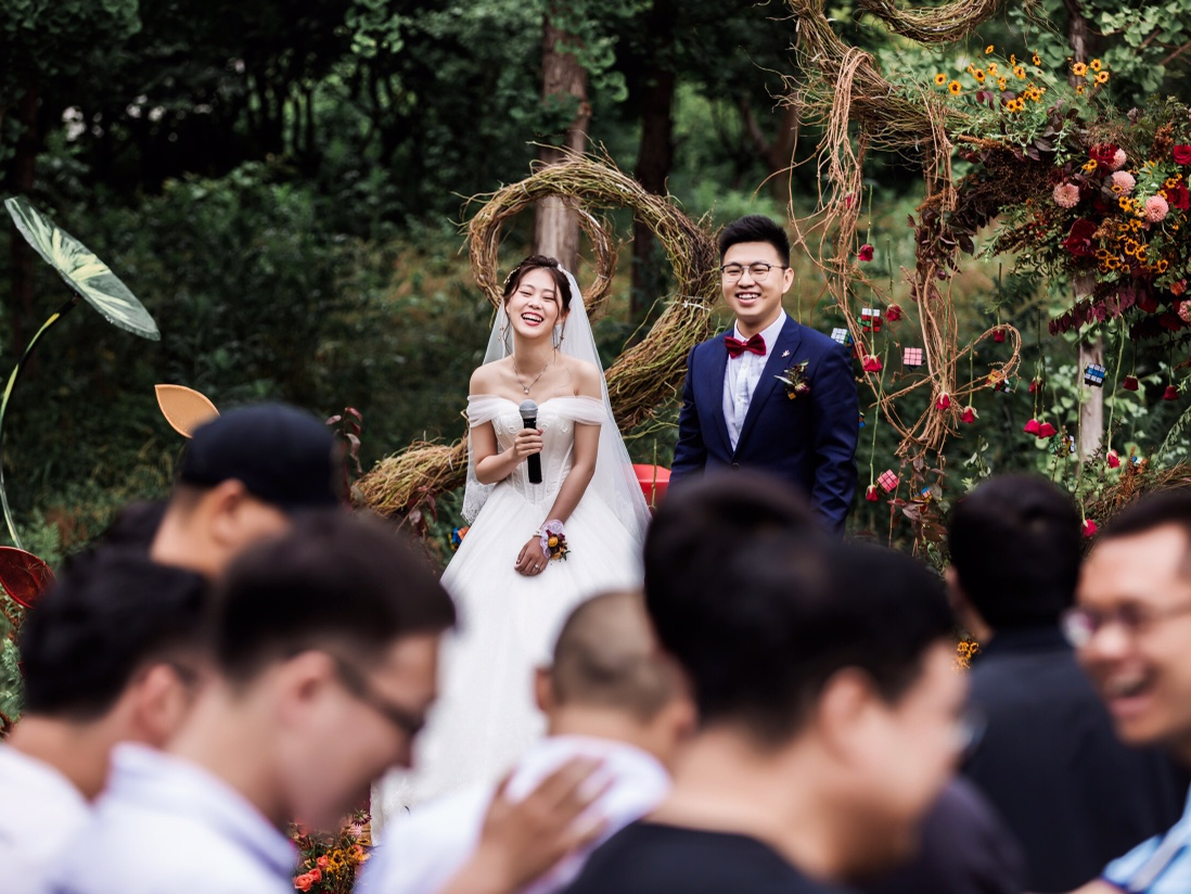 戶外西式草坪婚禮——魔方 魔幻主義