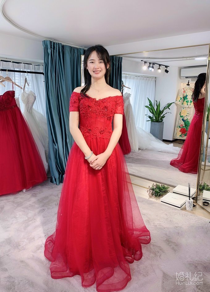婚纱买还是租？新娘亲测网购1K+婚纱差强人意！