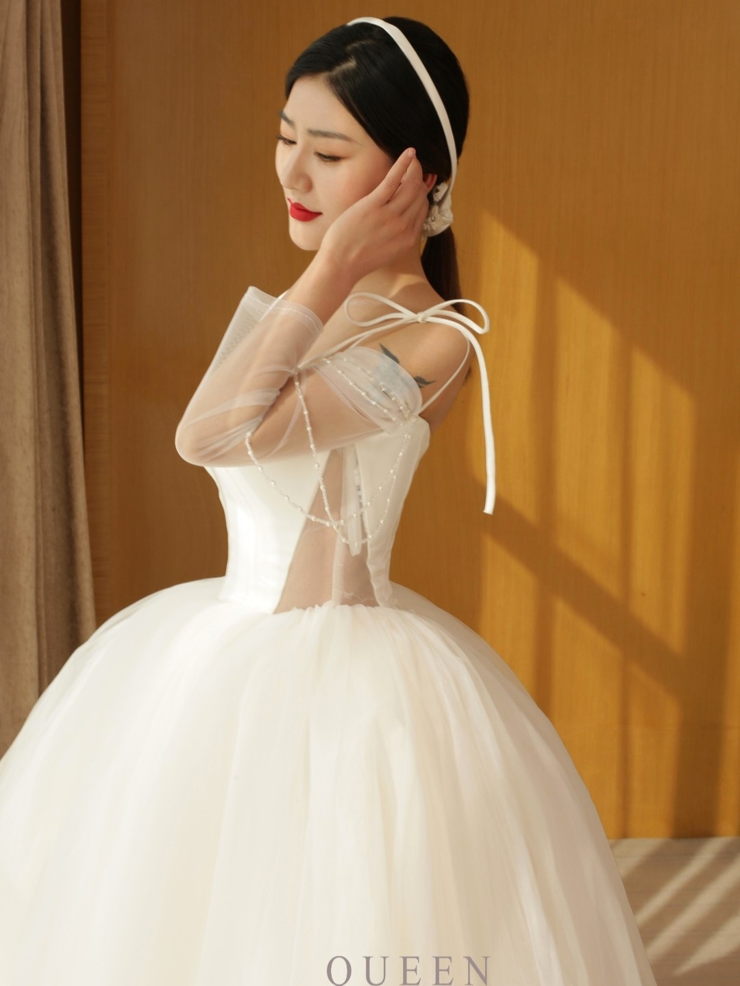 女王家礼服+女王家齐地婚纱