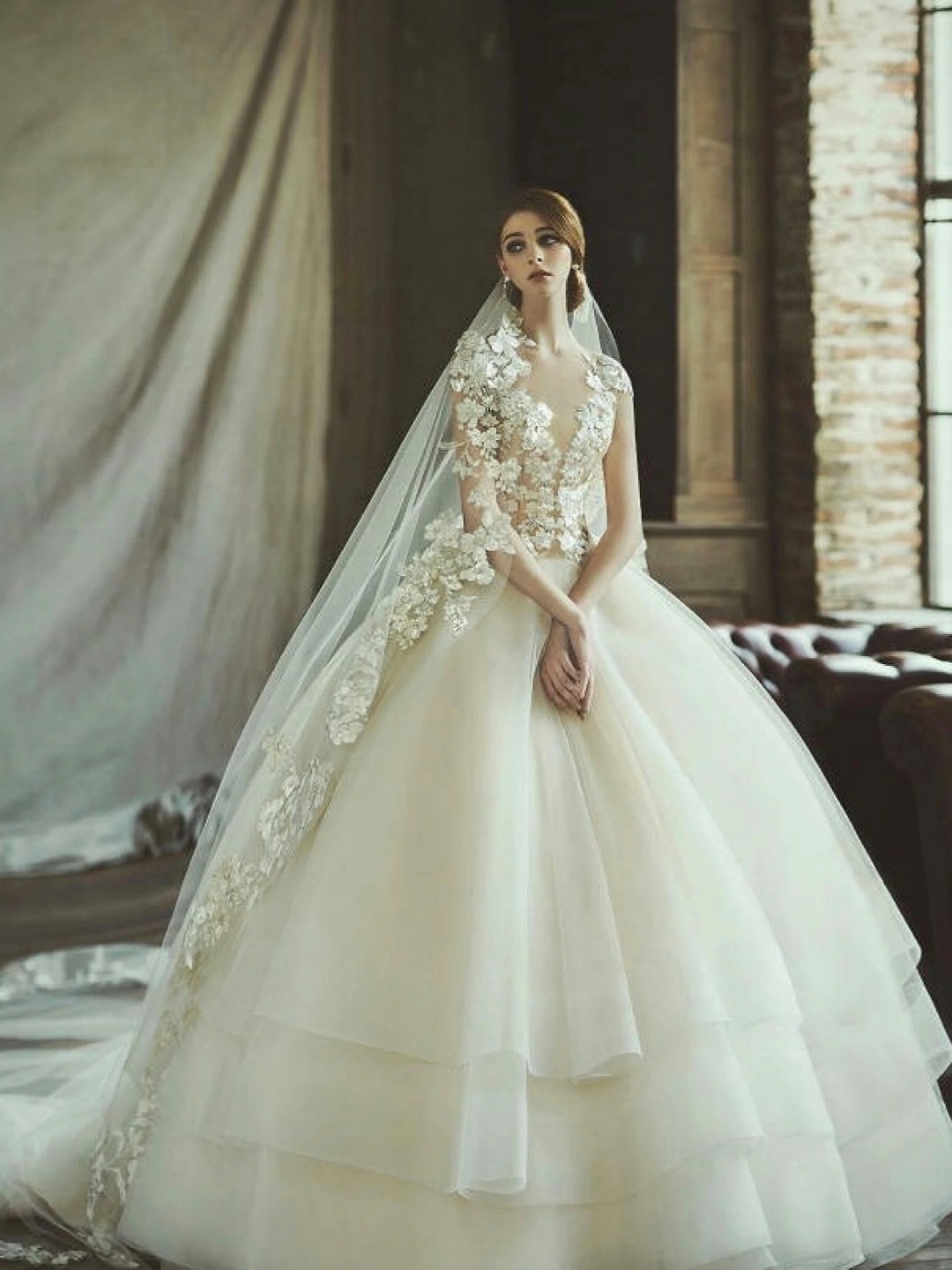 【黛妃婚纱礼服•西服定制】新娘质感时尚主纱