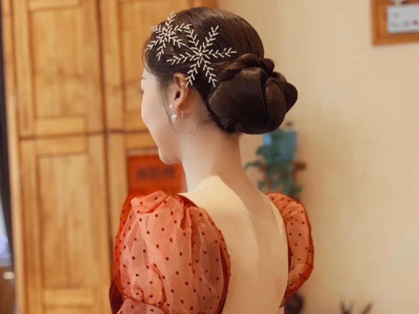 婚礼答谢晚宴造型 资深化妆师