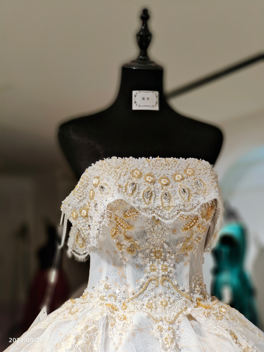 【店長推薦套餐】輕奢款四件套+伴娘伴郎服+晨袍