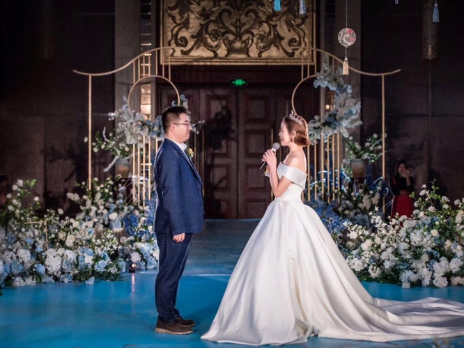 莫兰迪色系新中式婚礼风格