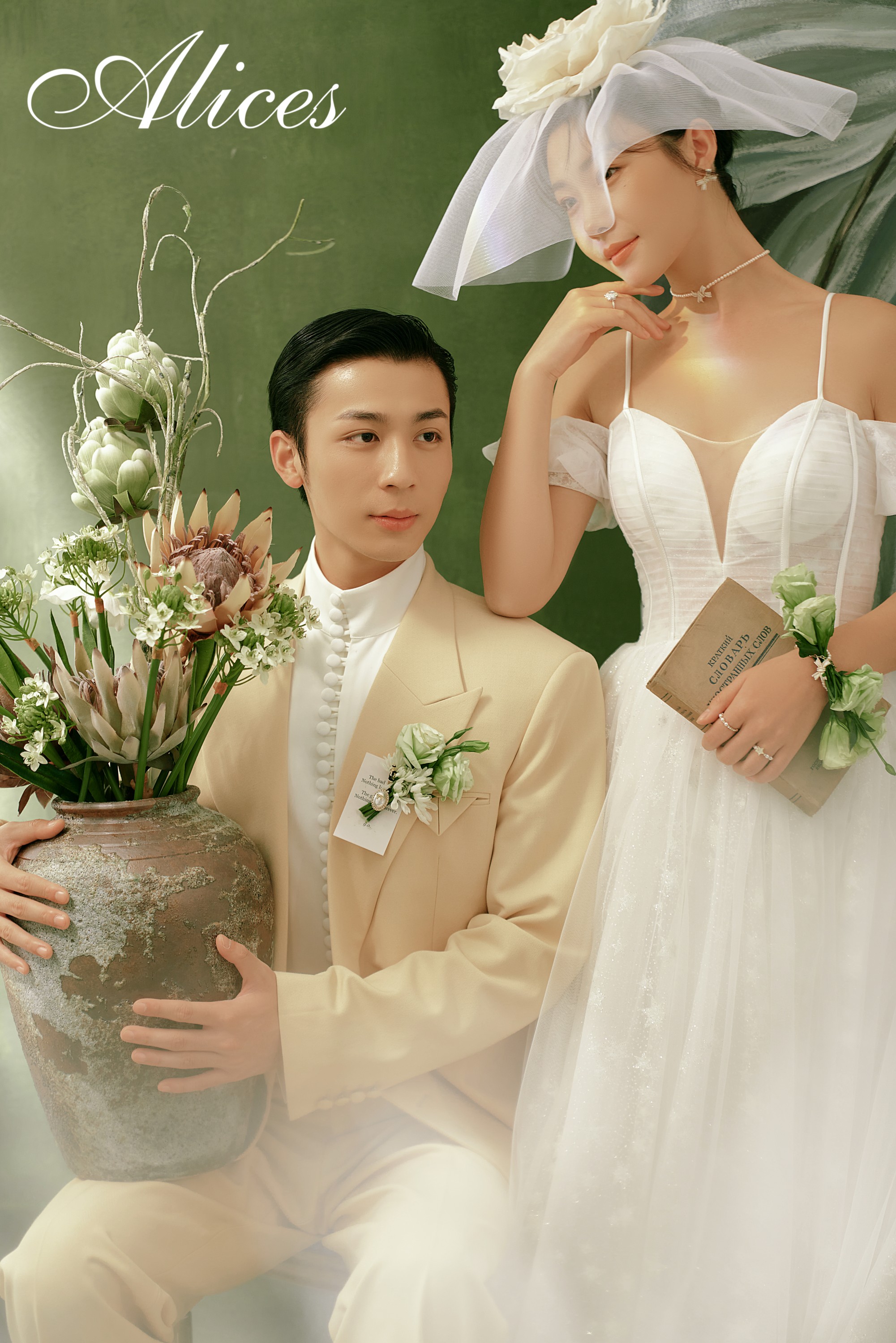 #丽致龙作品赏析‖心动佳人◎油画系列