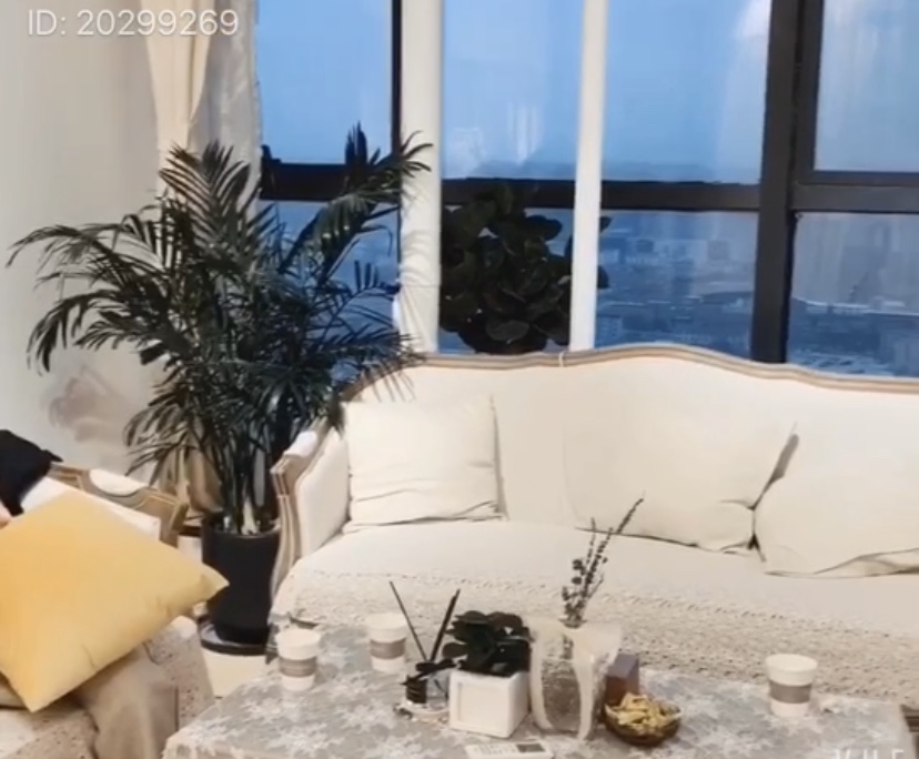 黑天鹅婚纱礼服馆