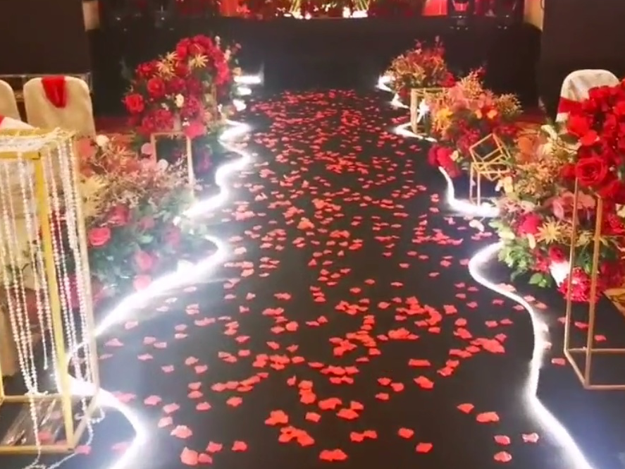 中小酒店/红色+香槟/简约而不简单的爱情