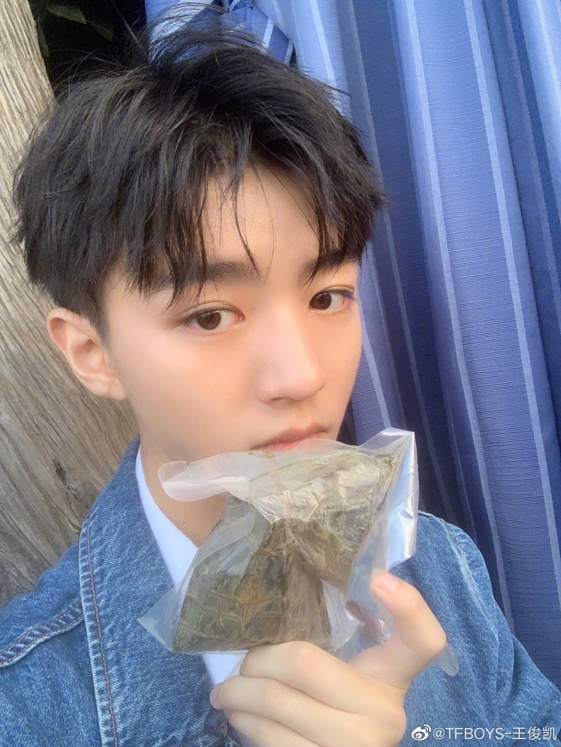 3月14号，第一次穿婚纱/试西装