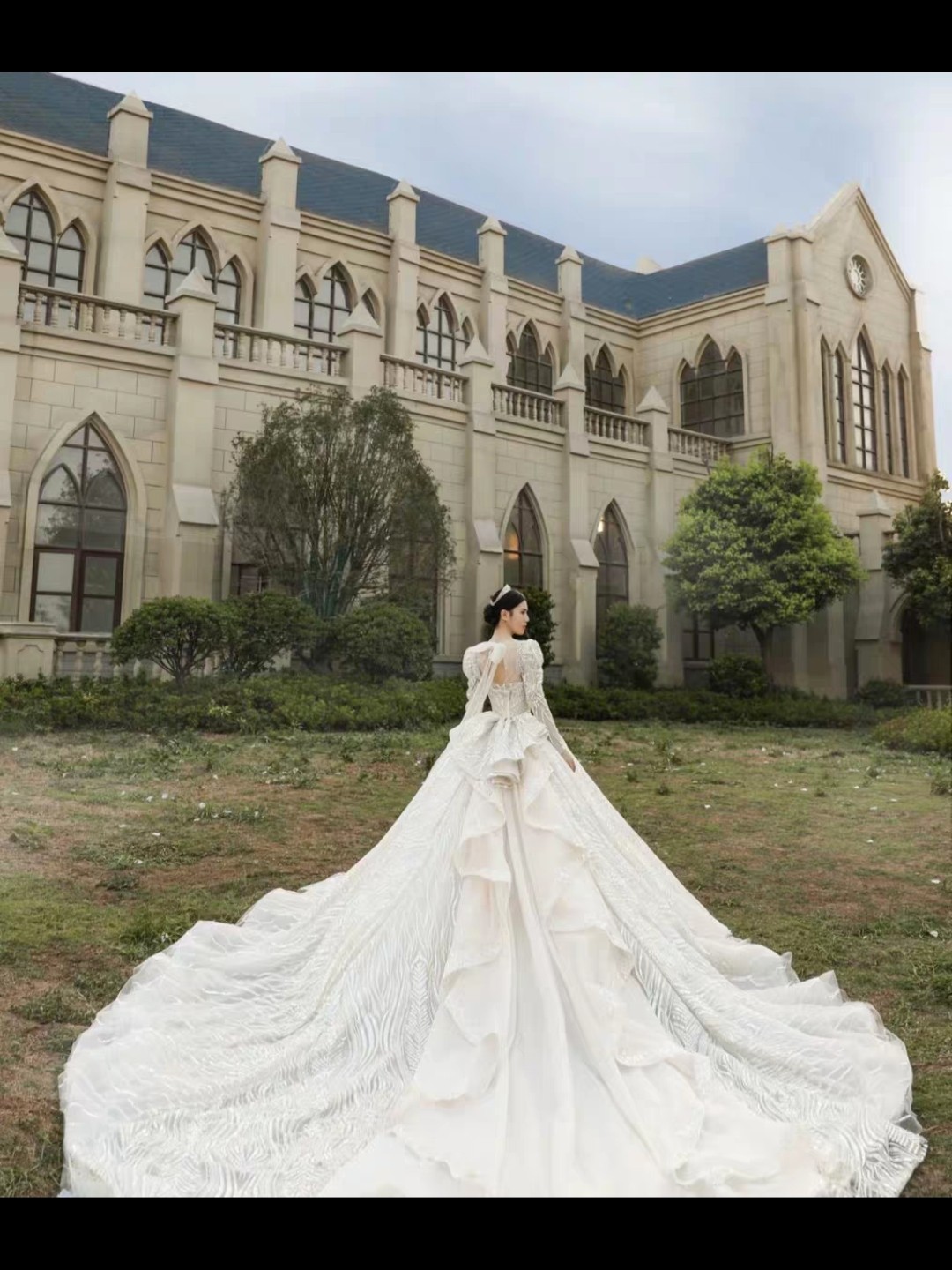 2020长袖星空闪带钻显白显瘦显高婚纱