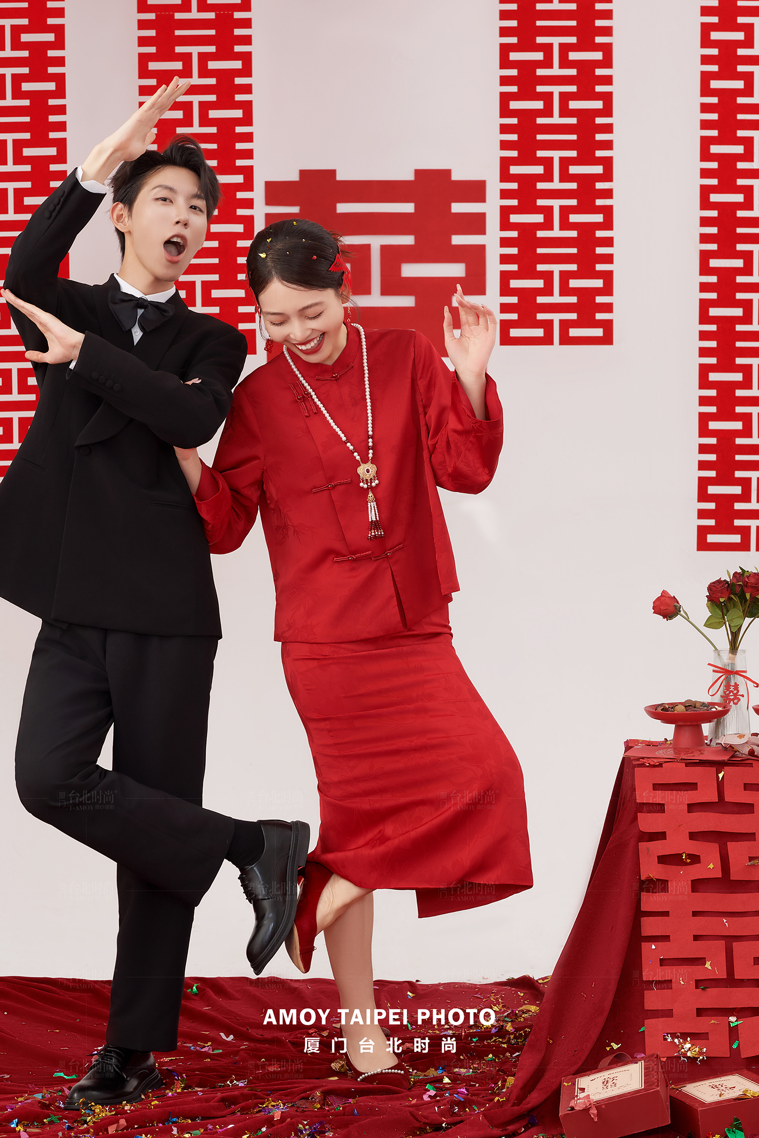 甜蜜感❣拉满的中式喜庆氛围婚纱照