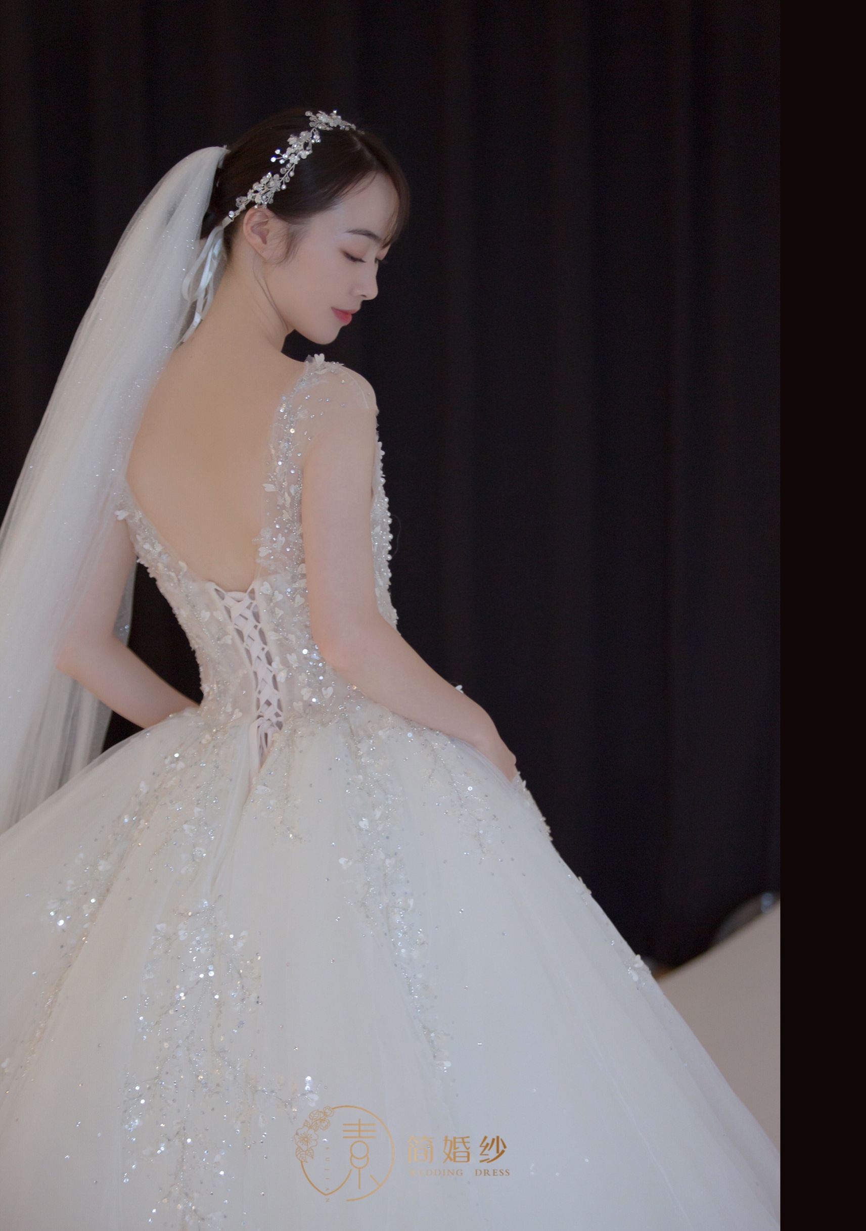 素简婚纱礼服工作室