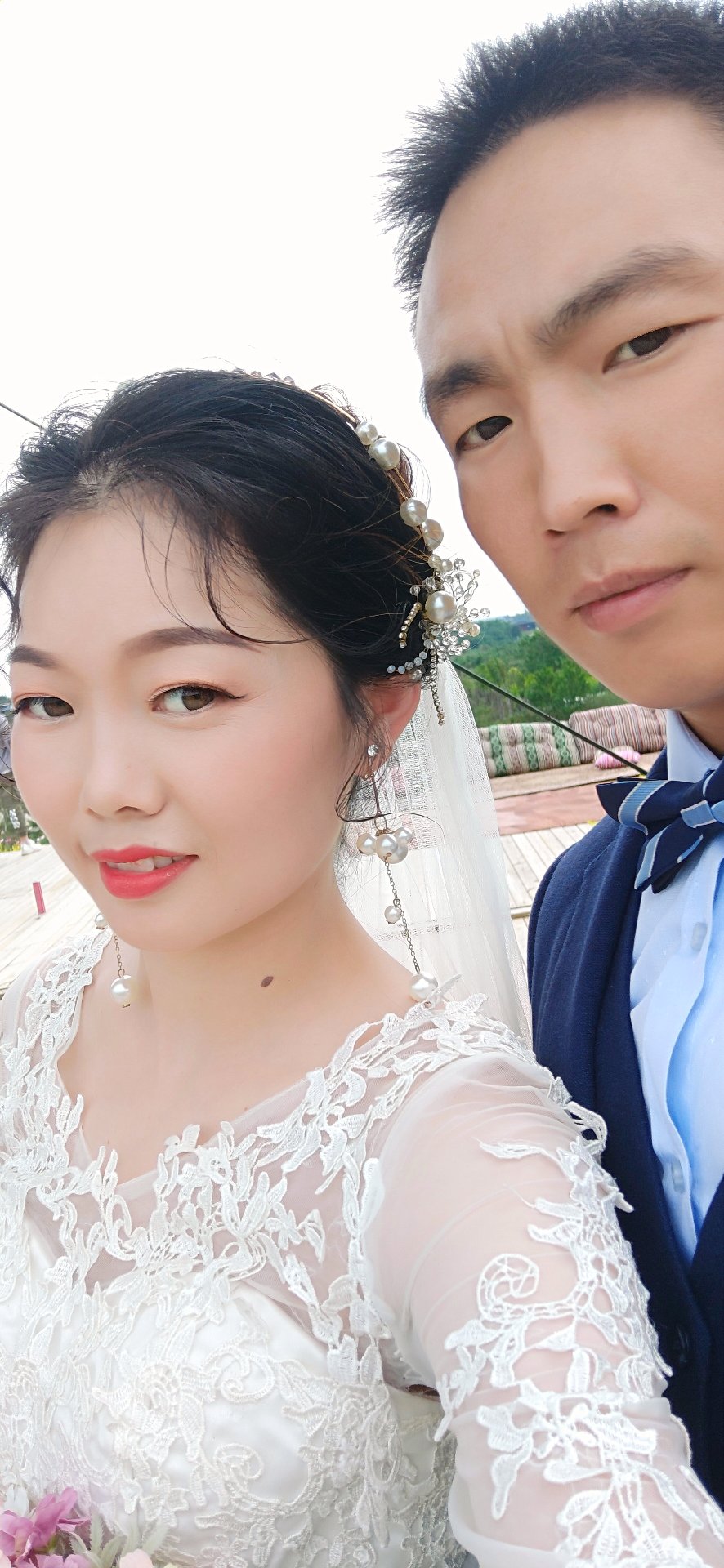 选婚纱，都没有拍到几张照片