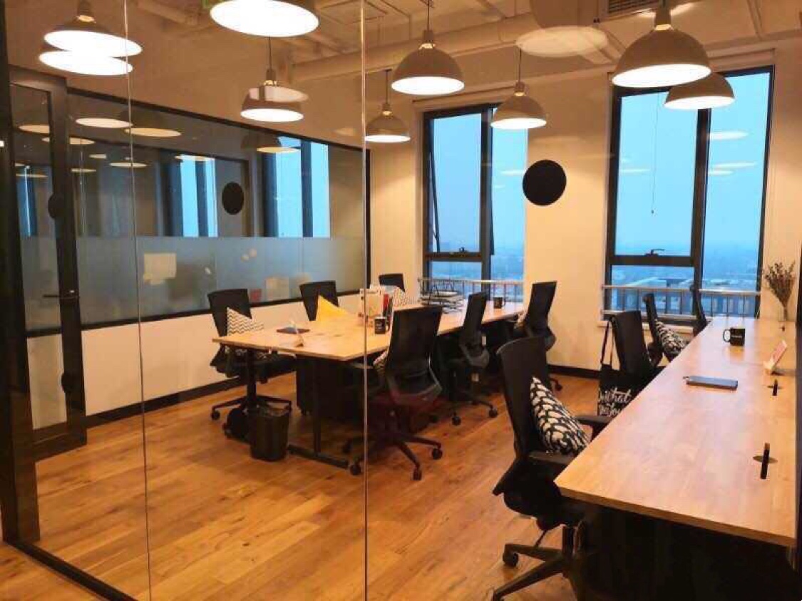 久爱伊私人婚礼定制