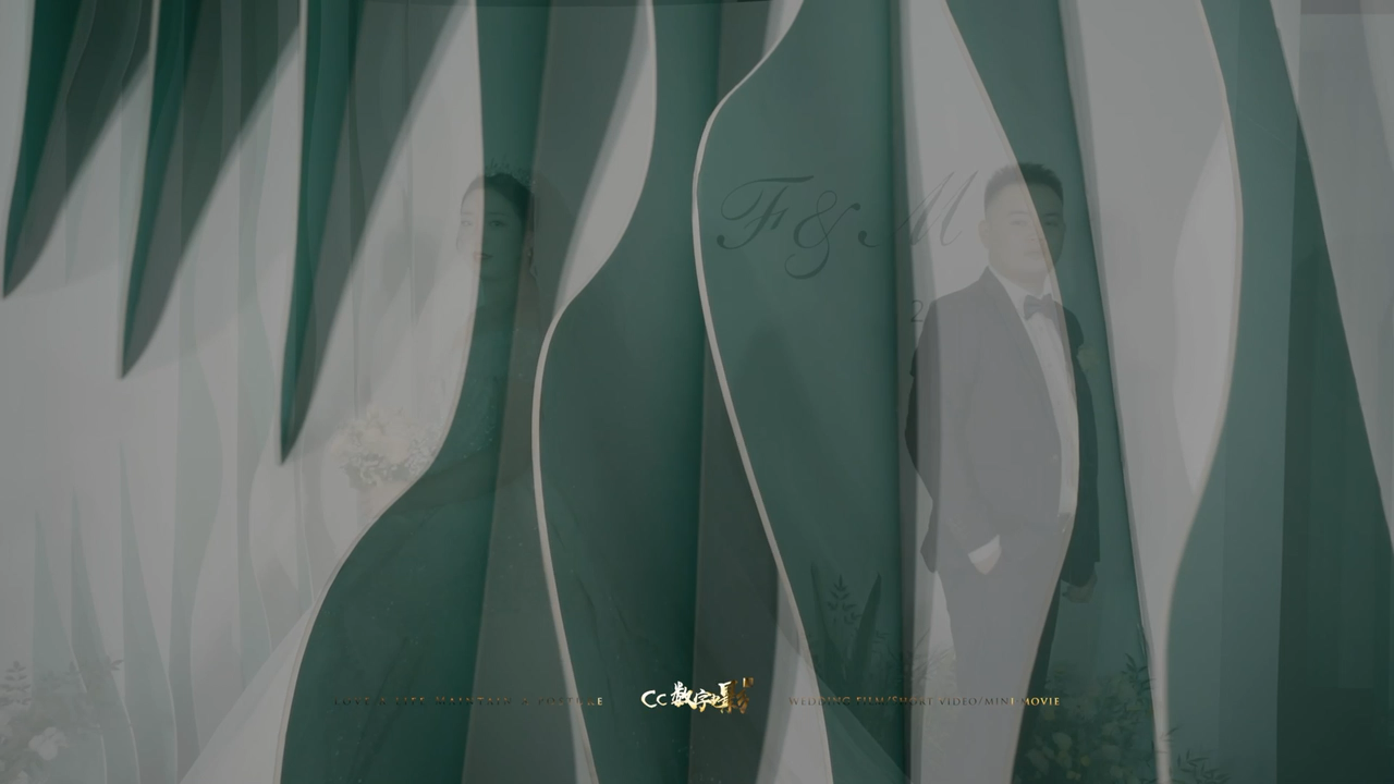         设计感超强暗调简约