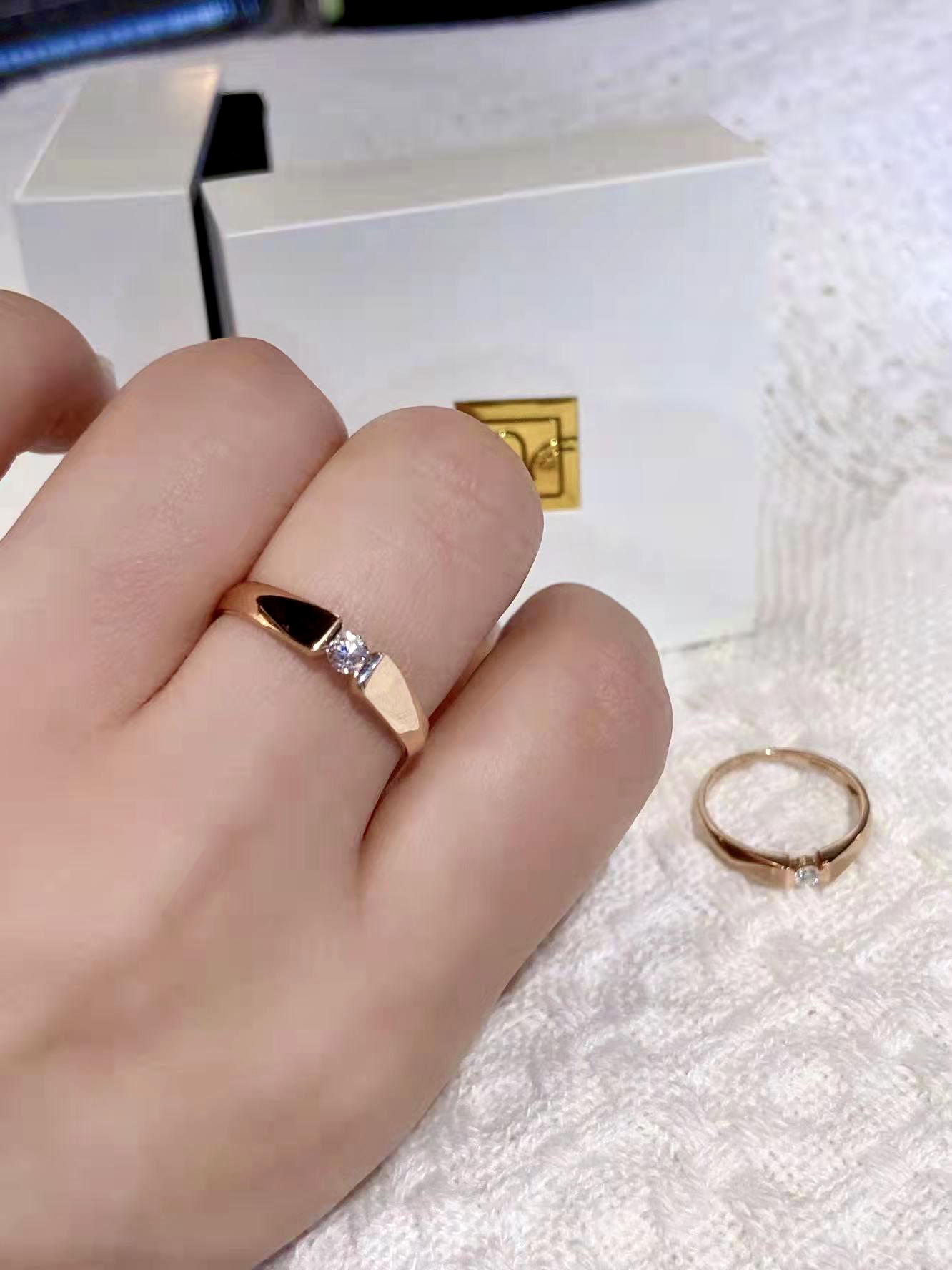 曙光｜一戒两戴💍2022开端最受欢迎对戒Top1