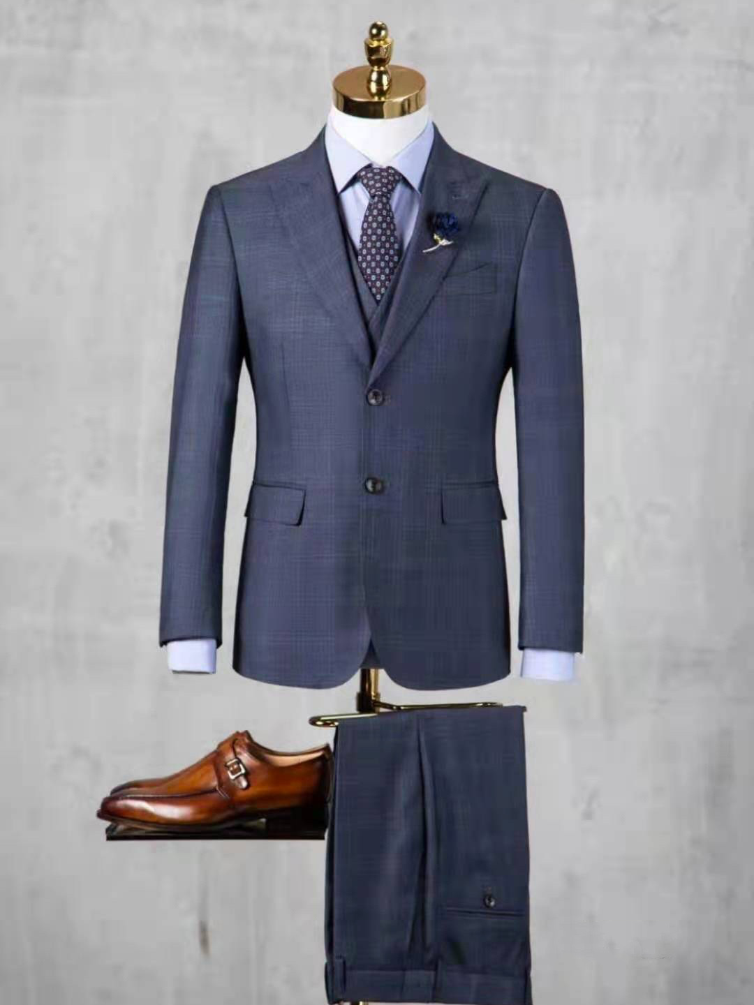 艾蔻婚纱礼服 新郎西服套装 可定制