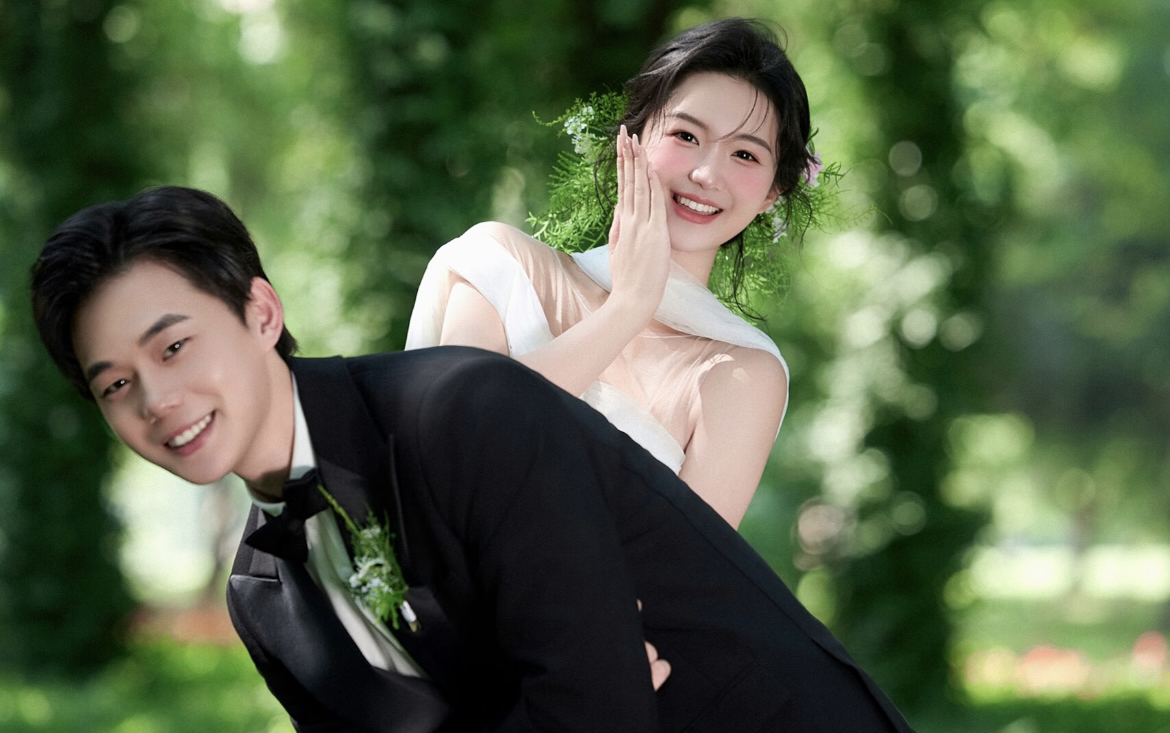 清新甜美可爱少女森系婚纱照