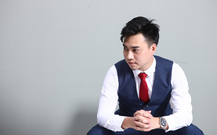 江门资深婚礼司仪+暖场驻唱+流程策划+音乐执行