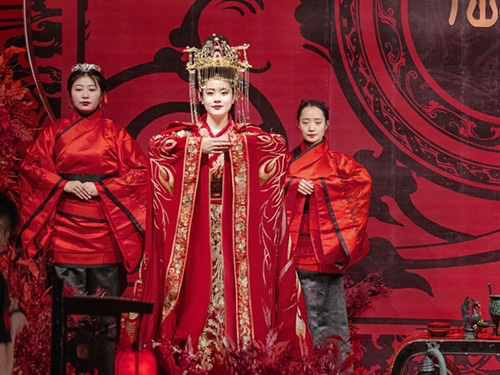 古典化妆师携手资资深化妆师打造汉式中式婚礼