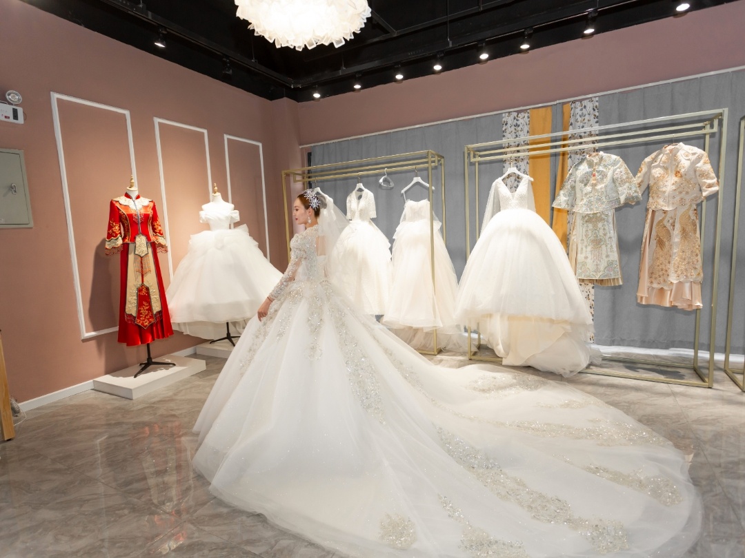 总监档化妆师婚礼全程跟妆服务