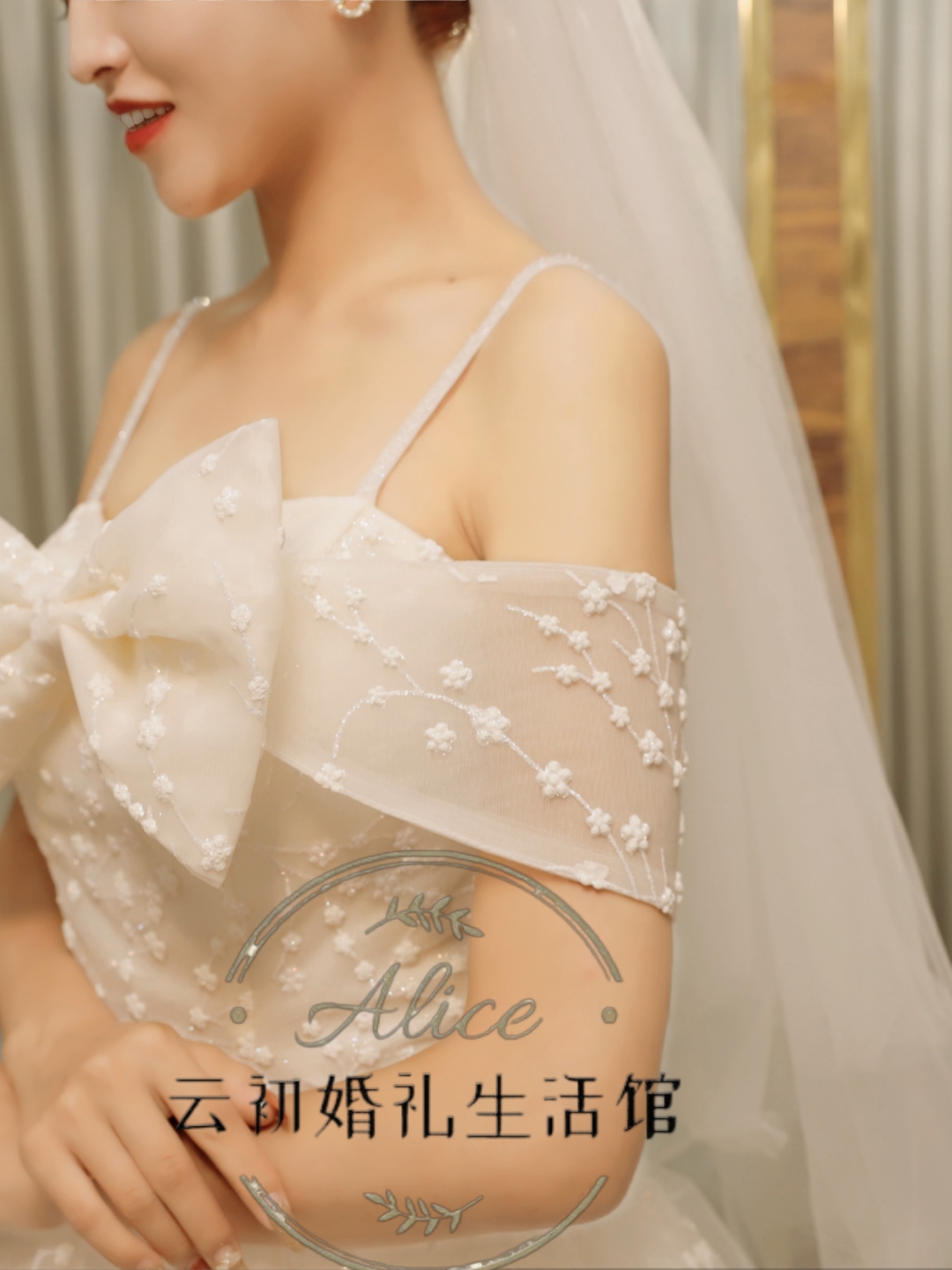 【云初婚纱礼服】齐地纱