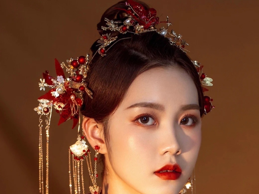 特惠价精致新娘上门化早妆、晚宴妆、回门妆