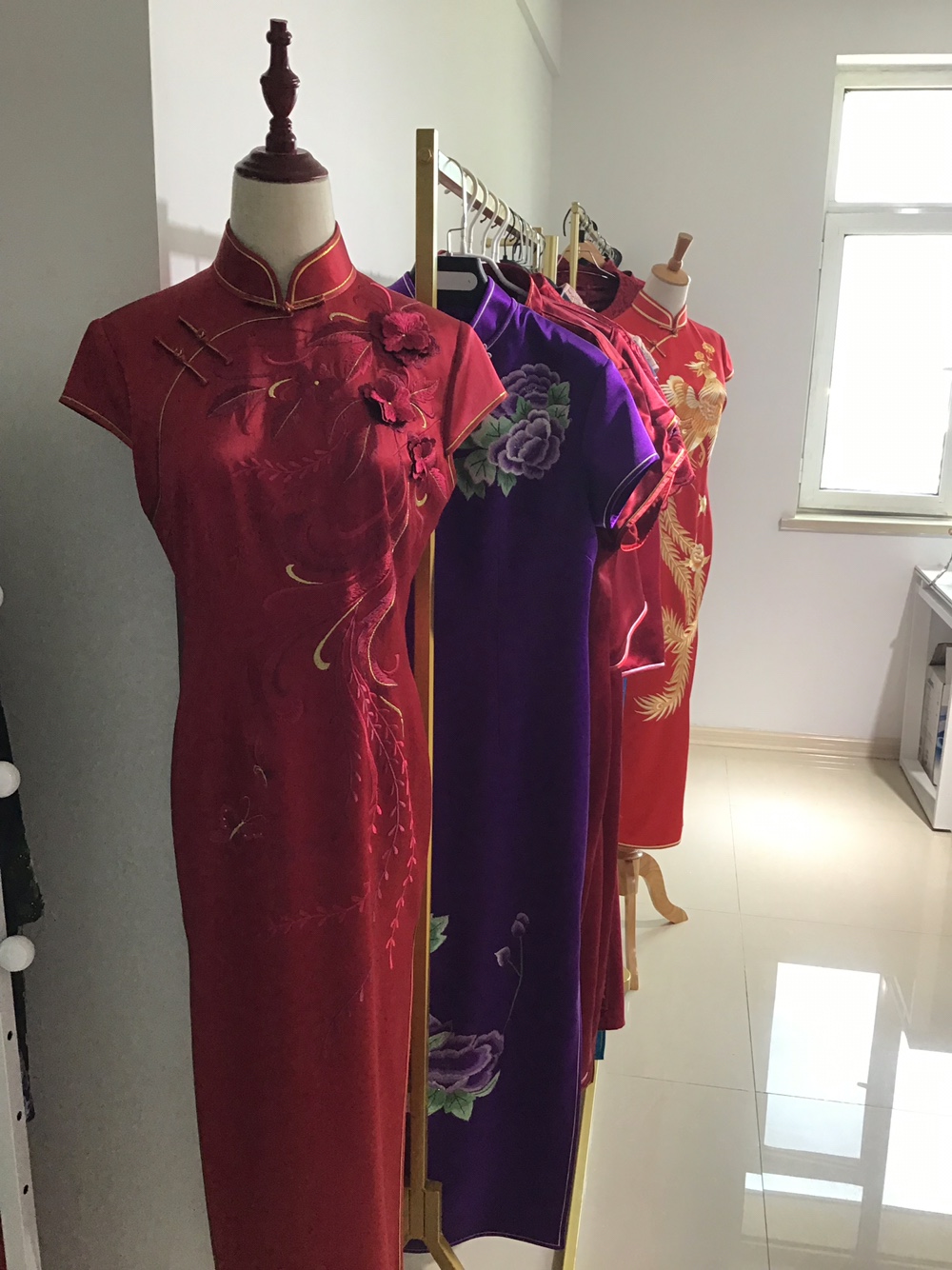 喜缘妈妈喜服旗袍礼服定制出租